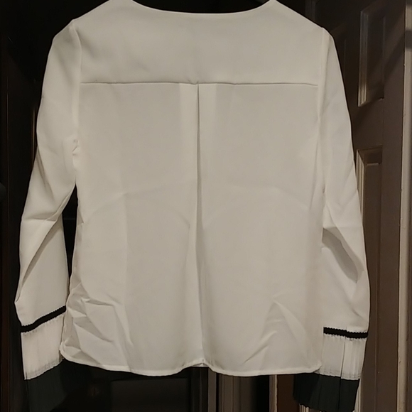 Metisu women's formal blouse - Picture 5 of 7